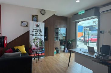  Kampung Baru Subang U9, 1.5 Sty Detached Factory for Sale