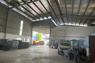  Kampung Baru Subang U9, 1.5 Sty Detached Factory for Sale