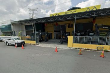 2 Adjoint 1.5 Sty Link Factory For Sale Taman Industri Kimpal Batu Caves