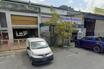 2 Adjoint 1.5 Sty Link Factory For Sale Taman Industri Kimpal Batu Caves