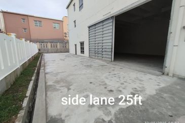 2.5 Sty Semi-D Factory for Rent Taman Industri Selesa Jaya Balakong Seri Kembangan