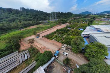 1.5 acre Industrial Land For Rent, Bukit Indah Industrial Park, Sungai Buloh 