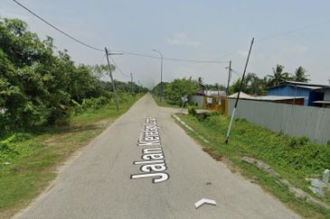 Freehold Industrial land For Sale Batu 16 Jeram  Klang 