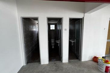 Elmina Seksyen U16, 3 Storey New Detached Factory For Rent