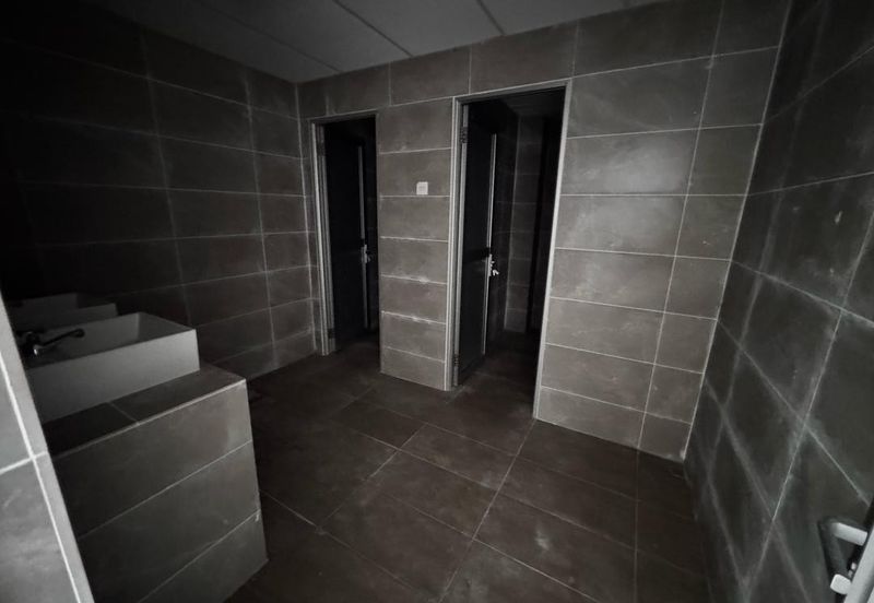 Elmina Seksyen U16, 3 Storey New Detached Factory For Rent