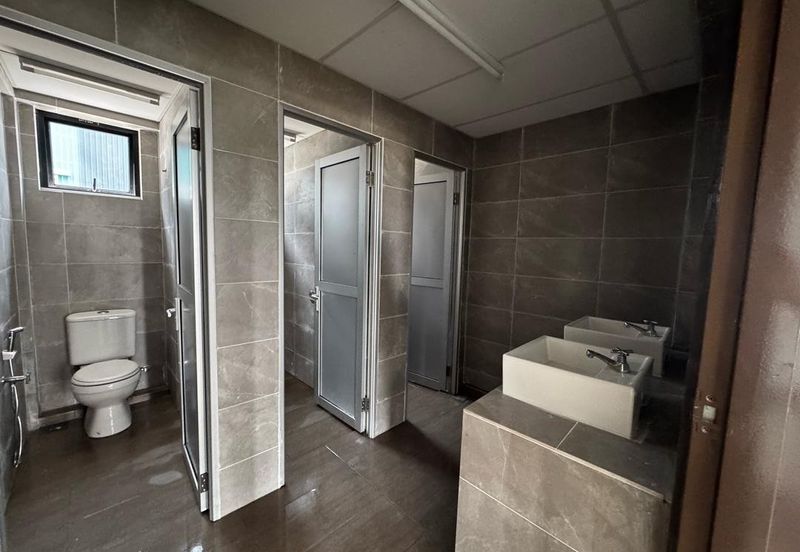 Elmina Seksyen U16, 3 Storey New Detached Factory For Rent