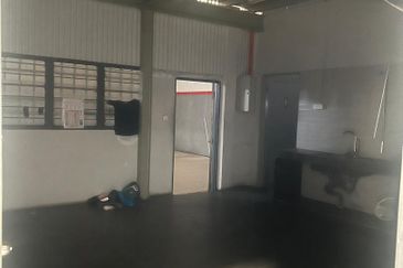 Bandar Tun Razak Cheras 1.5 Sty Semi-D Factory For Sale