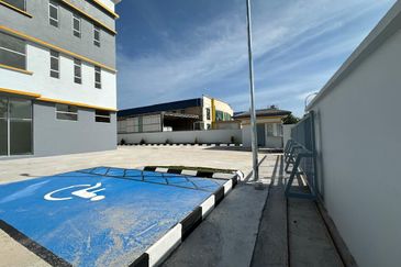 (NEW 3sty Detached Factory) Alam Jaya@Puncak Alam, Sungai Buloh