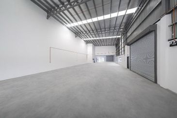 Eco Business Park Central Gate 1.5 Sty Semi-D Factory For Rent