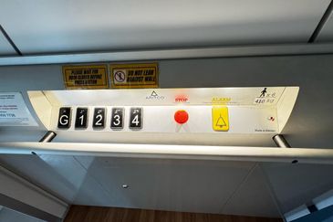 5-Sty Corner Shop For Rent Jalan Sungai Besi Pudu