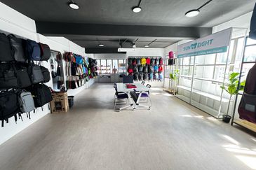 5-Sty Corner Shop For Rent Jalan Sungai Besi Pudu