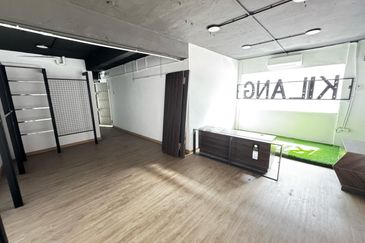 5-Sty Corner Shop For Rent Jalan Sungai Besi Pudu