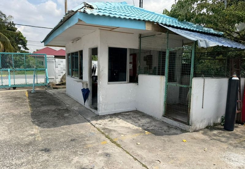 🏭 Detached Factory Warehouse with Office For Rent, Meru Klang