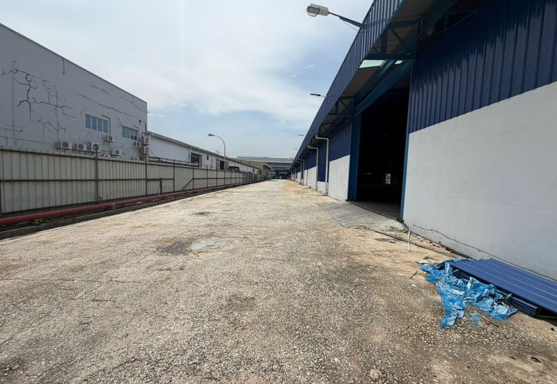 🏭 Detached Factory Warehouse with Office For Rent, Meru Klang