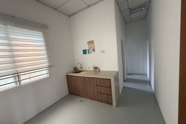 2-Sty Semi-D Factory For Rent, Taman Perindustrian Kinrara, Puchong