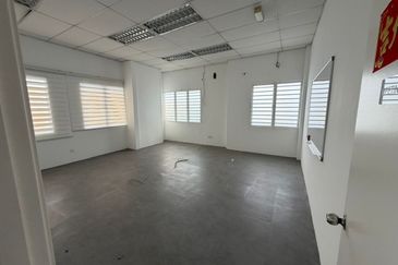 2-Sty Semi-D Factory For Rent, Taman Perindustrian Kinrara, Puchong