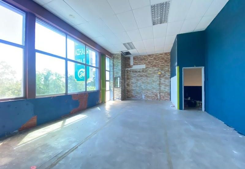 JALAN PUNCAK ALAM JAYA