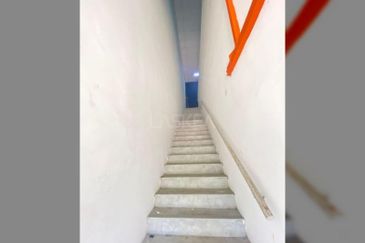 JALAN PUNCAK ALAM JAYA