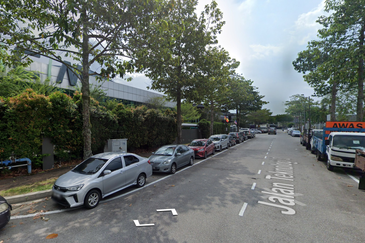 🏭 Warehouse For Rent, Kota Damansara