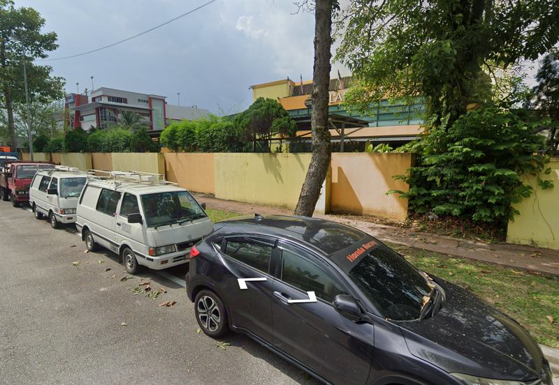 🏭 Warehouse For Rent, Kota Damansara