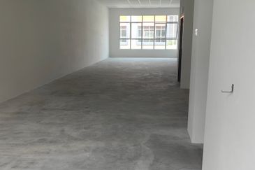 🏭 2-sty Shop For Rent, Puncak Alam