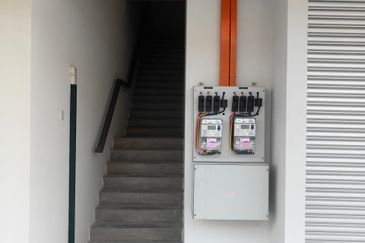 🏭 2-sty Shop For Rent, Puncak Alam