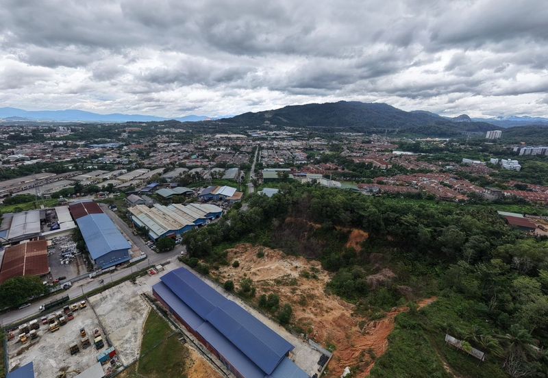 🏗️2.2 Acre Industrial Land For Sale @ PKNS Batu 17, Rawang