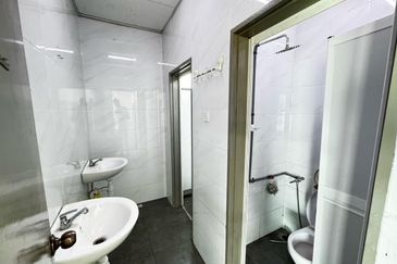 Elmina Business Park