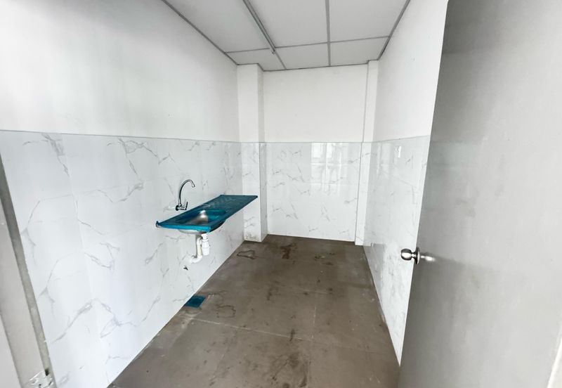 Elmina Business Park