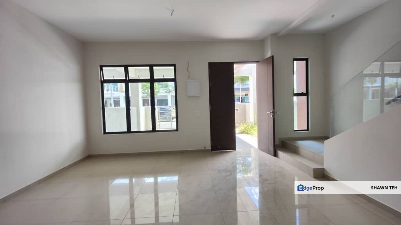 [FREEHOLD] 2 storey terrace, 4 rooms, 22 x 70 at Krubong Heights, Melaka, Krubong