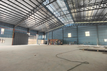 35,000 sqft Factory / Warehouse at [AYER KEROH], Tasik Utama