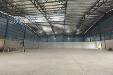 35,000 sqft Factory / Warehouse at [AYER KEROH], Tasik Utama