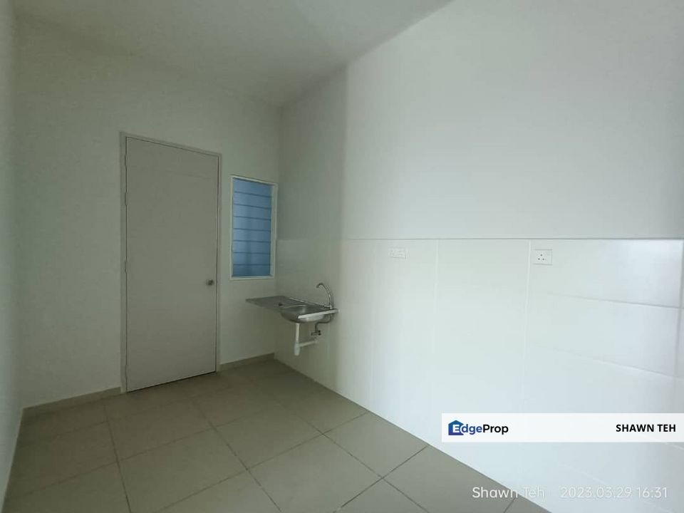 [FREEHOLD], 3 room condo at Parkland Residence, sell below market price, Melaka, Melaka Tengah