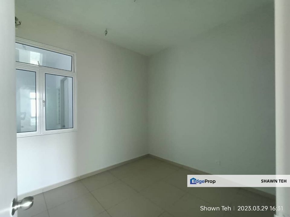 [FREEHOLD], 3 room condo at Parkland Residence, sell below market price, Melaka, Melaka Tengah