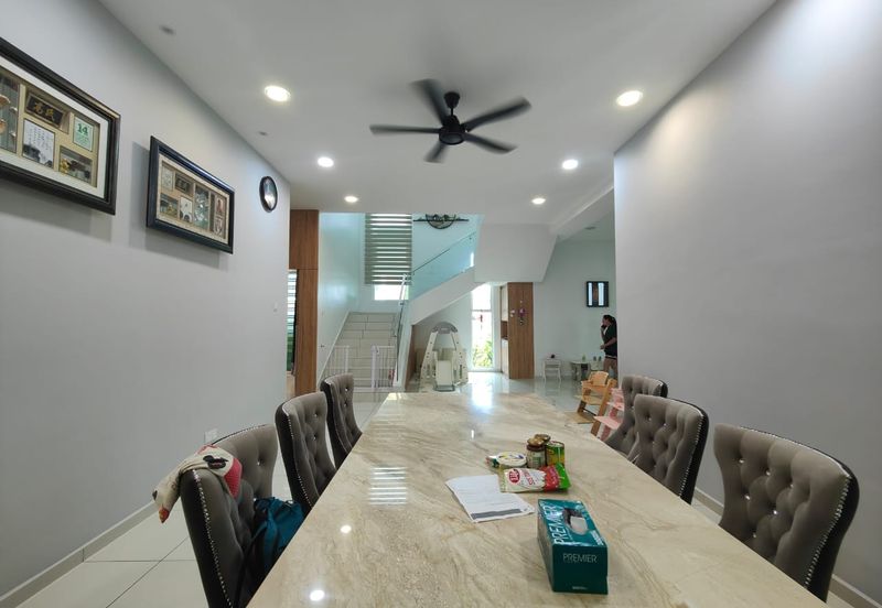 Taman Saujana Heights