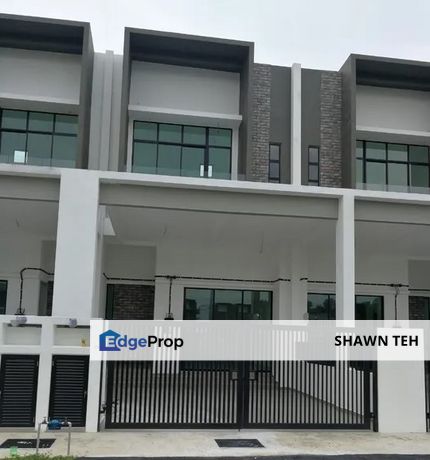 [FREEHOLD] 2.5 Storey Terrace House at Bukit Cheng, Melaka, Melaka, Cheng