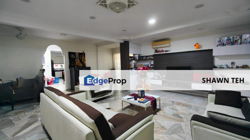 [FREEHOLD] Cheng, Renovated 2 storey terrace house [CORNER LOT], Melaka, Cheng