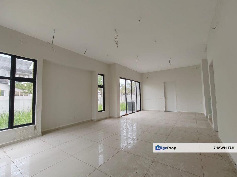 [FREEHOLD] [CORNER] 2 Storey Bungalow, One Krubong, Gated Guarded  , Melaka, Krubong