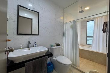 Silverscape Luxury Residences