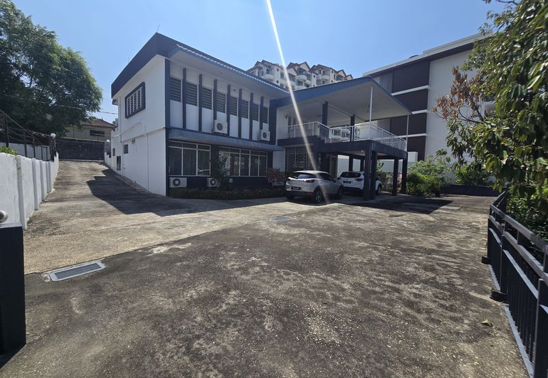 Jalan Bunga Hinai