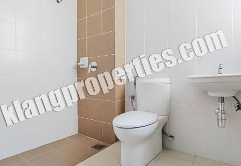 D LAMAN GREENVILLE, 2 STRY SEMI-D, CORNER LOT. 50X80SF.  