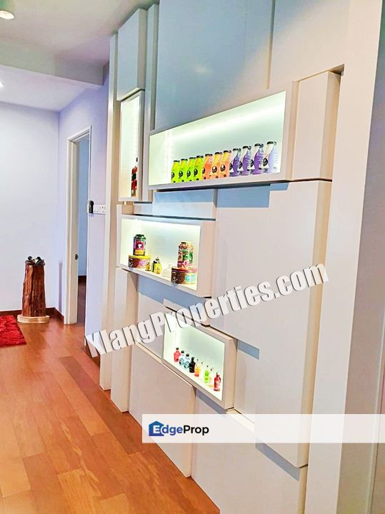 AMBANG BOTANIC 2, 3 STRY LINK VILLA, LAKE SIDE, CORNER LOT. RENOVATED. 50X85SF.  , Selangor, Bandar Botanic/Bandar Bukit Tinggi