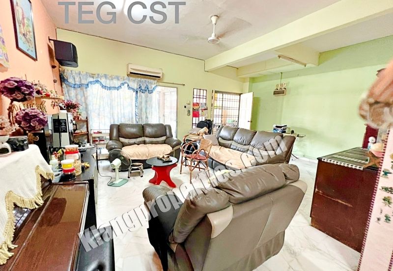 Taman Wangi (Tepi Sungai)