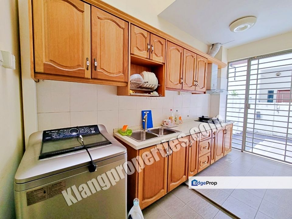 BANDAR PARKLAND, 2 STRY CLUSTER HOME, PARTIAL RENOVATED. , Selangor, Klang