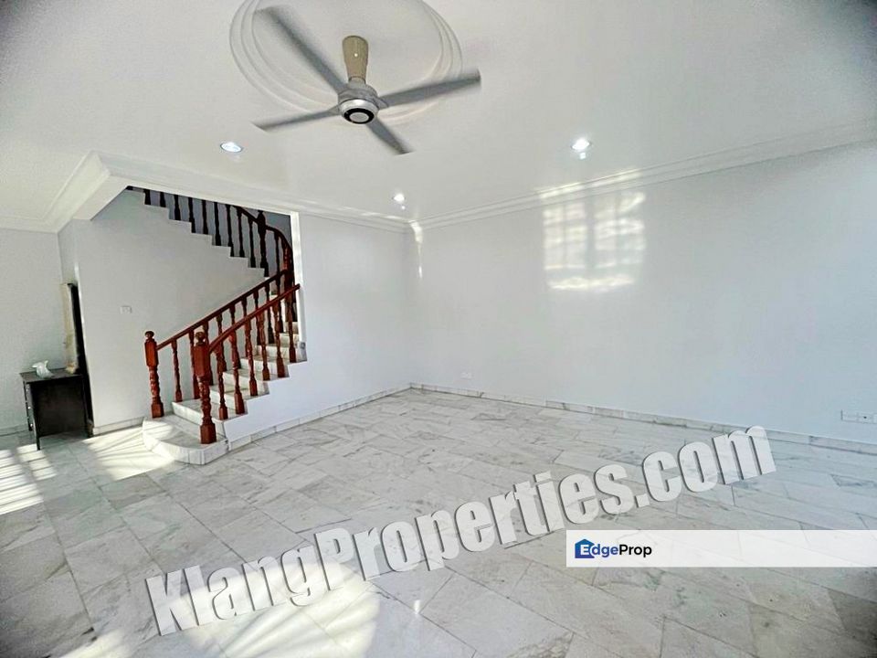 Taman emas, 2 stry semi-d,  partial renovated, close to teluk pulai, tepi sungai., Selangor, Klang