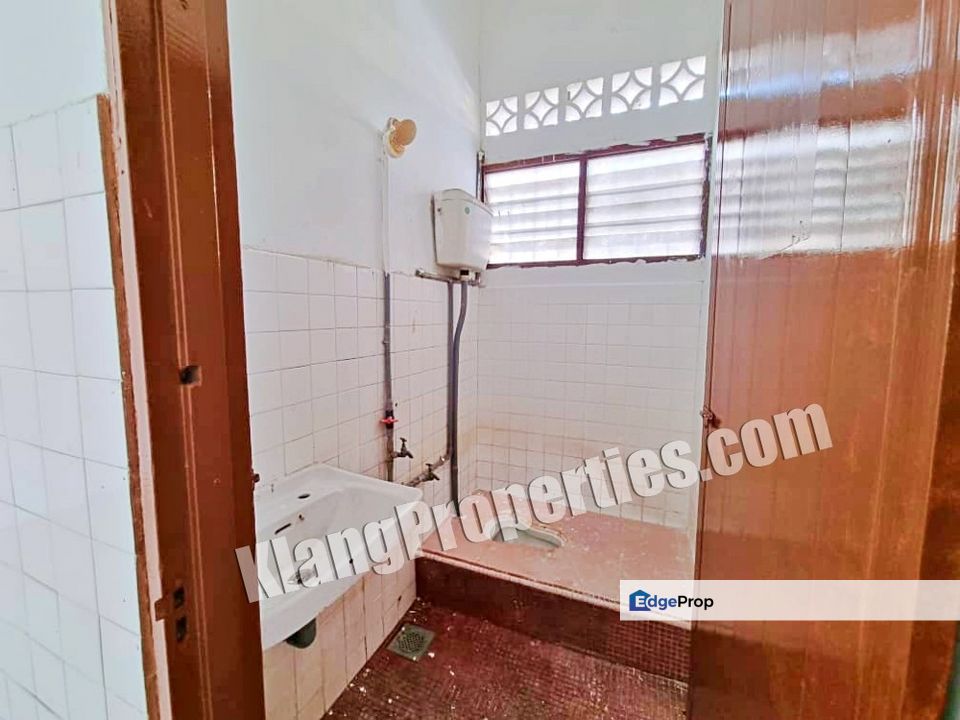 TAMAN PETALING INDAH, PALM GROVE. 2 STRY TERRACE, NEWLY REFURBISHED. 20X80SF.  , Selangor, Klang