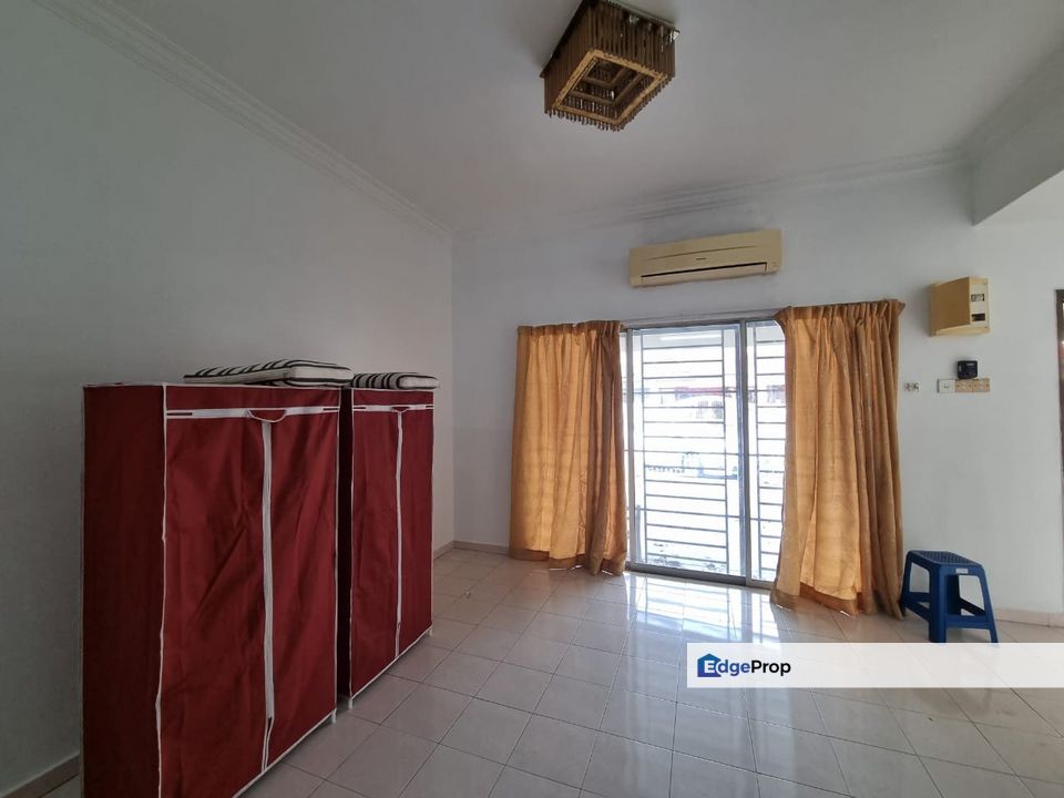 Klang Utama, 2 stry terrace house for rent, partial furnished , Selangor, Klang