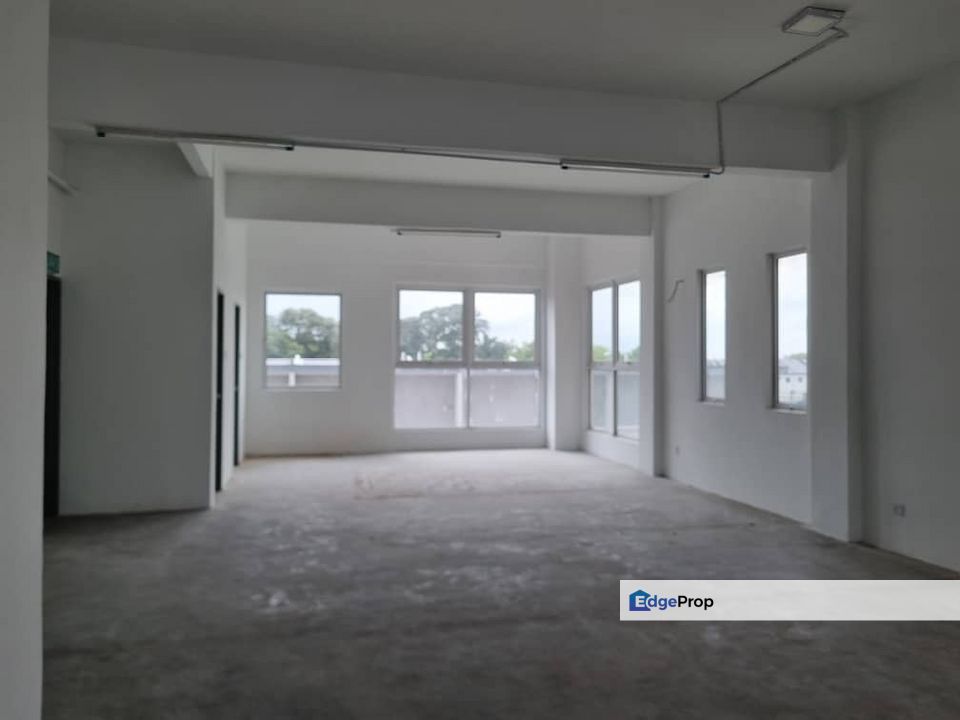 D'KEBUN COMMERCIAL CENTER, JALAN KEBUN, OFFICE SPACE FOR SALE. 24X43SF, Selangor, Shah Alam