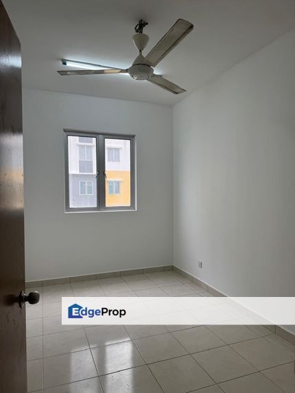 Asteria Apartment, 850sf, basic unit, for rent. , Selangor, Klang