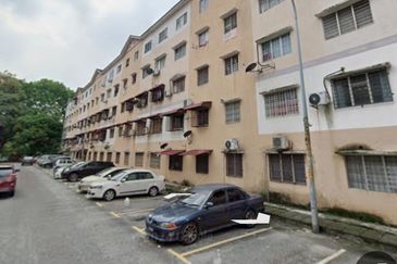 Bukit Tinggi 2 Apartment